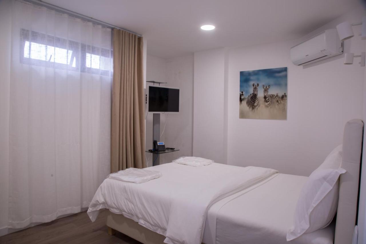 Wdc Aparthotel - Buea Exterior photo