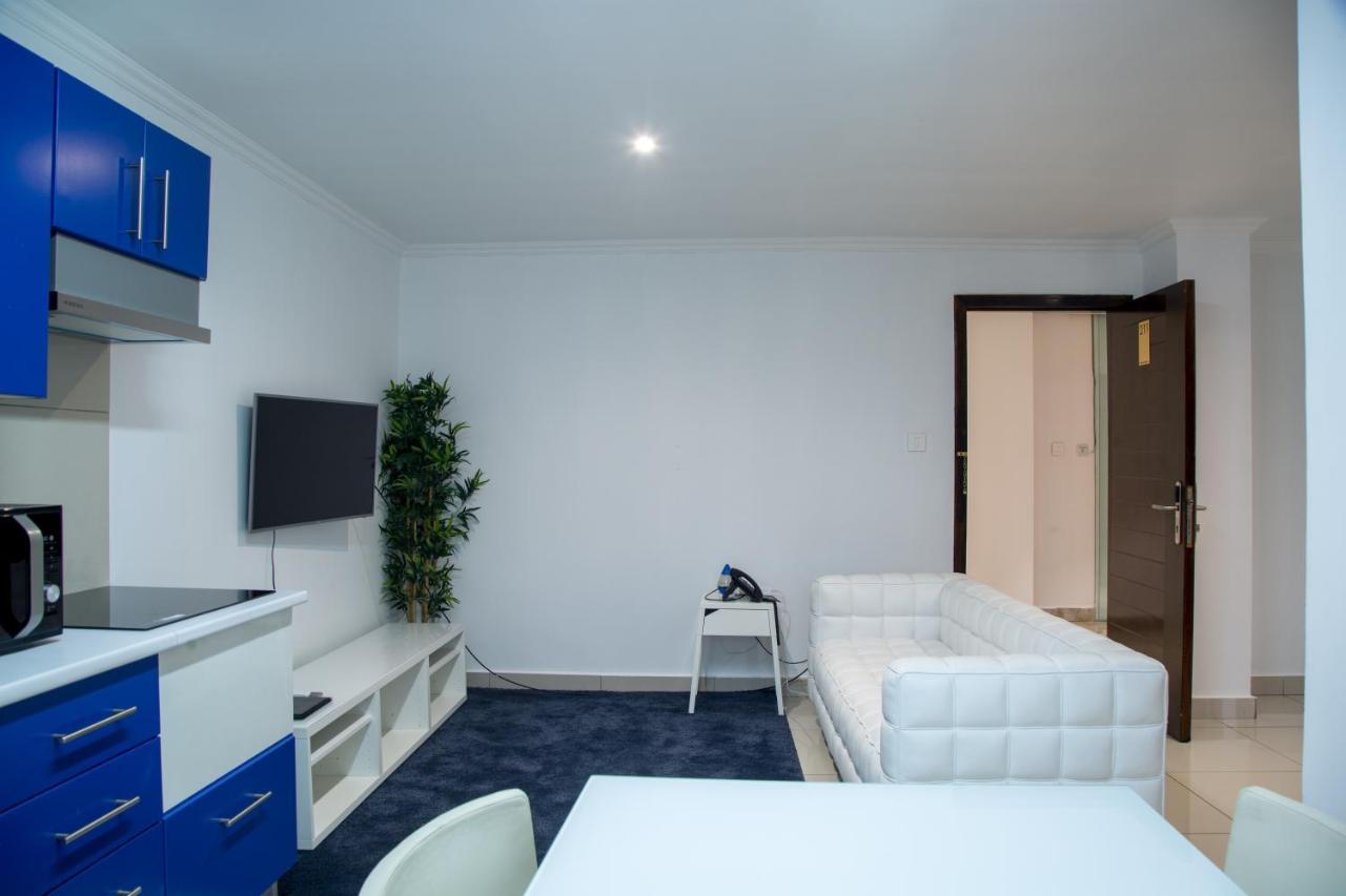 Wdc Aparthotel - Buea Exterior photo