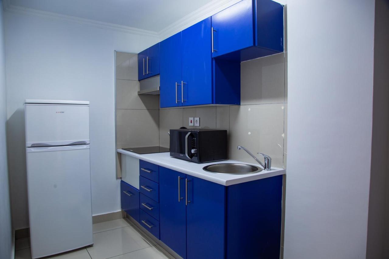 Wdc Aparthotel - Buea Exterior photo
