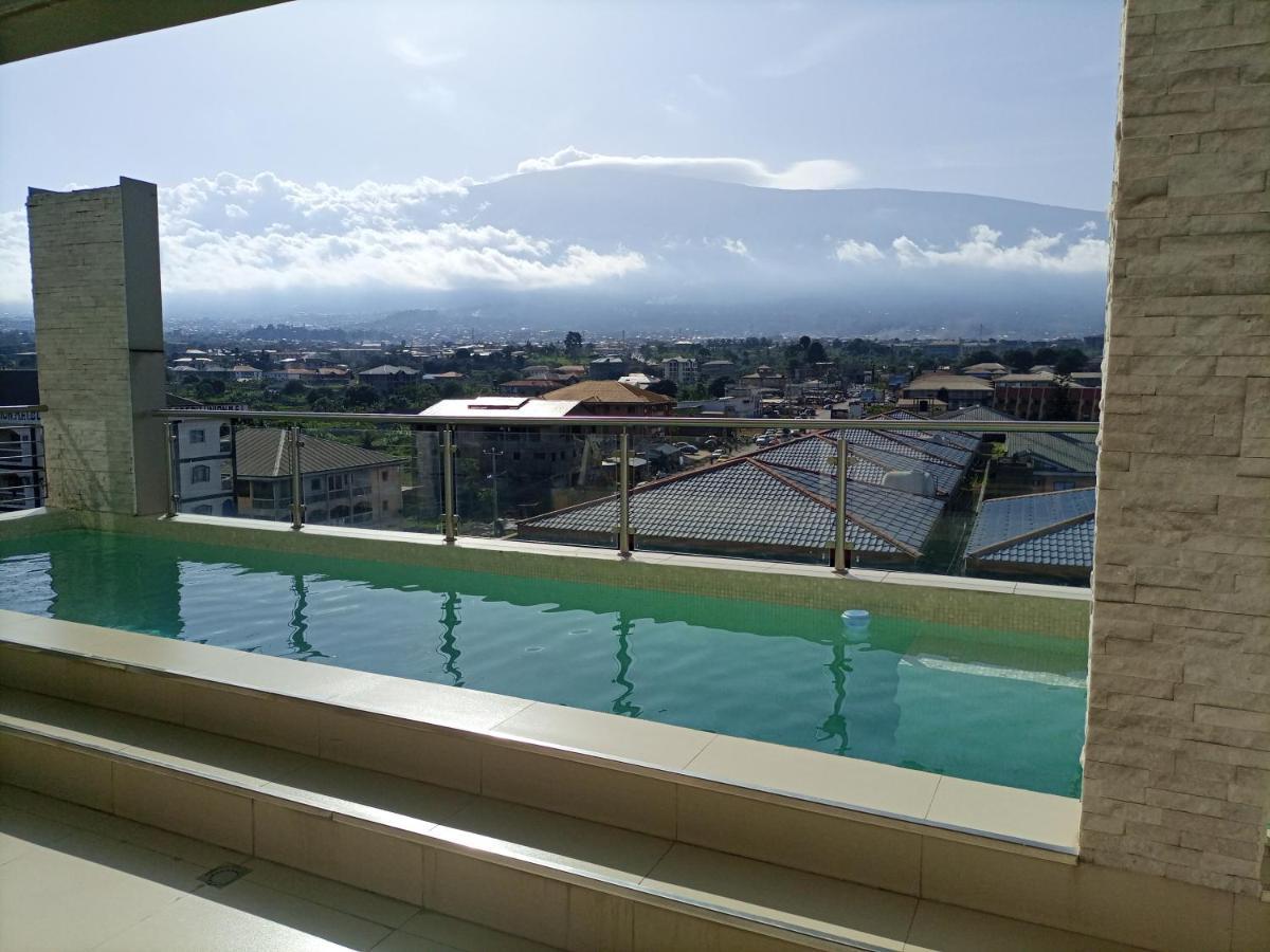 Wdc Aparthotel - Buea Exterior photo